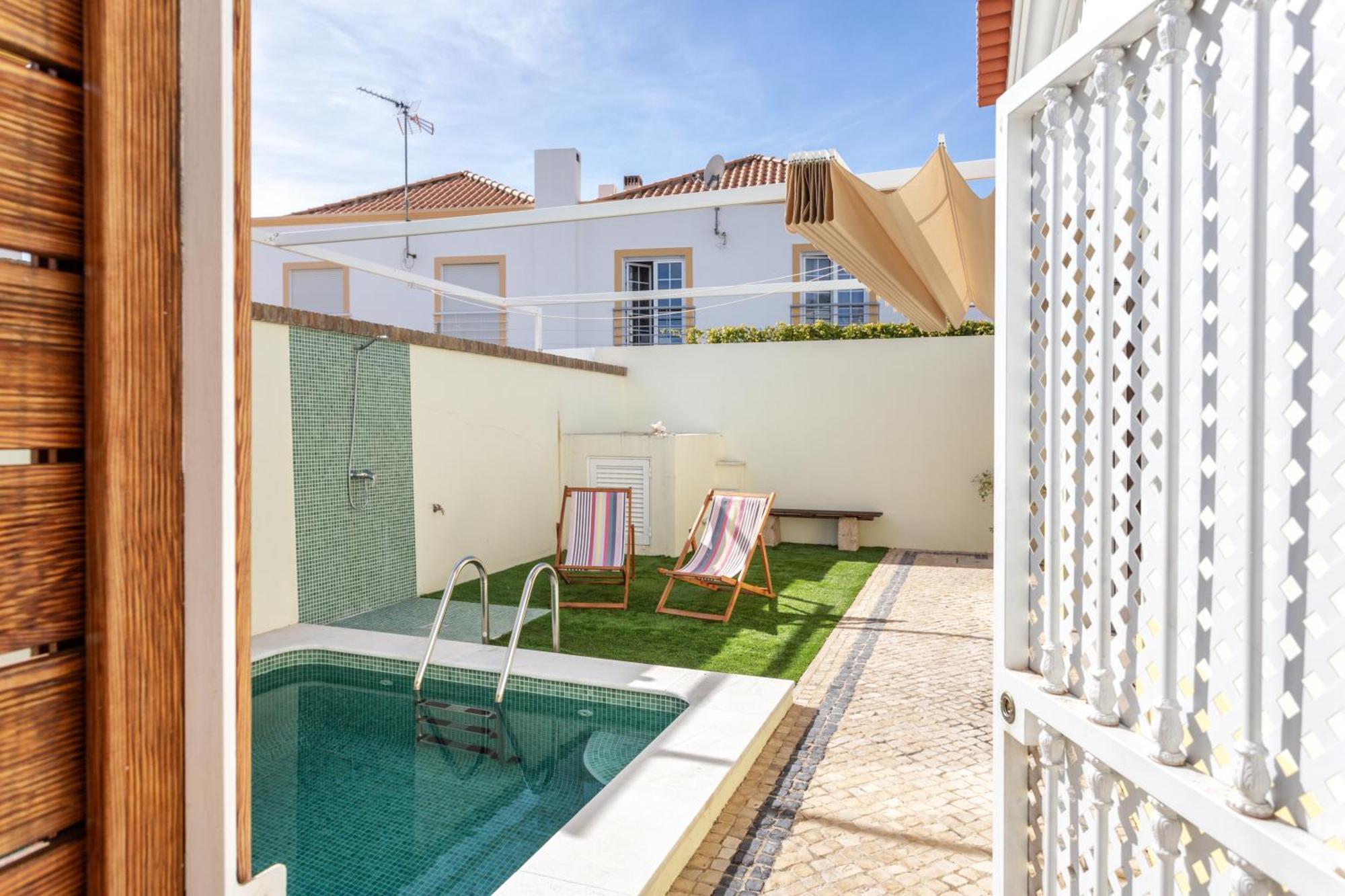 As Serenas Casa B Piscina ヴィーラ・ノーヴァ・デ・カセラ エクステリア 写真
