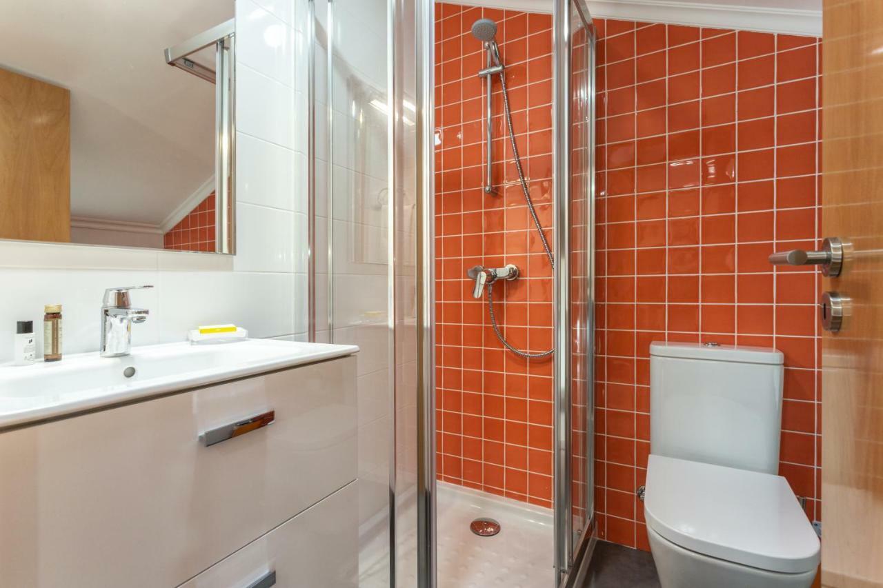 As Serenas Casa B Piscina ヴィーラ・ノーヴァ・デ・カセラ エクステリア 写真